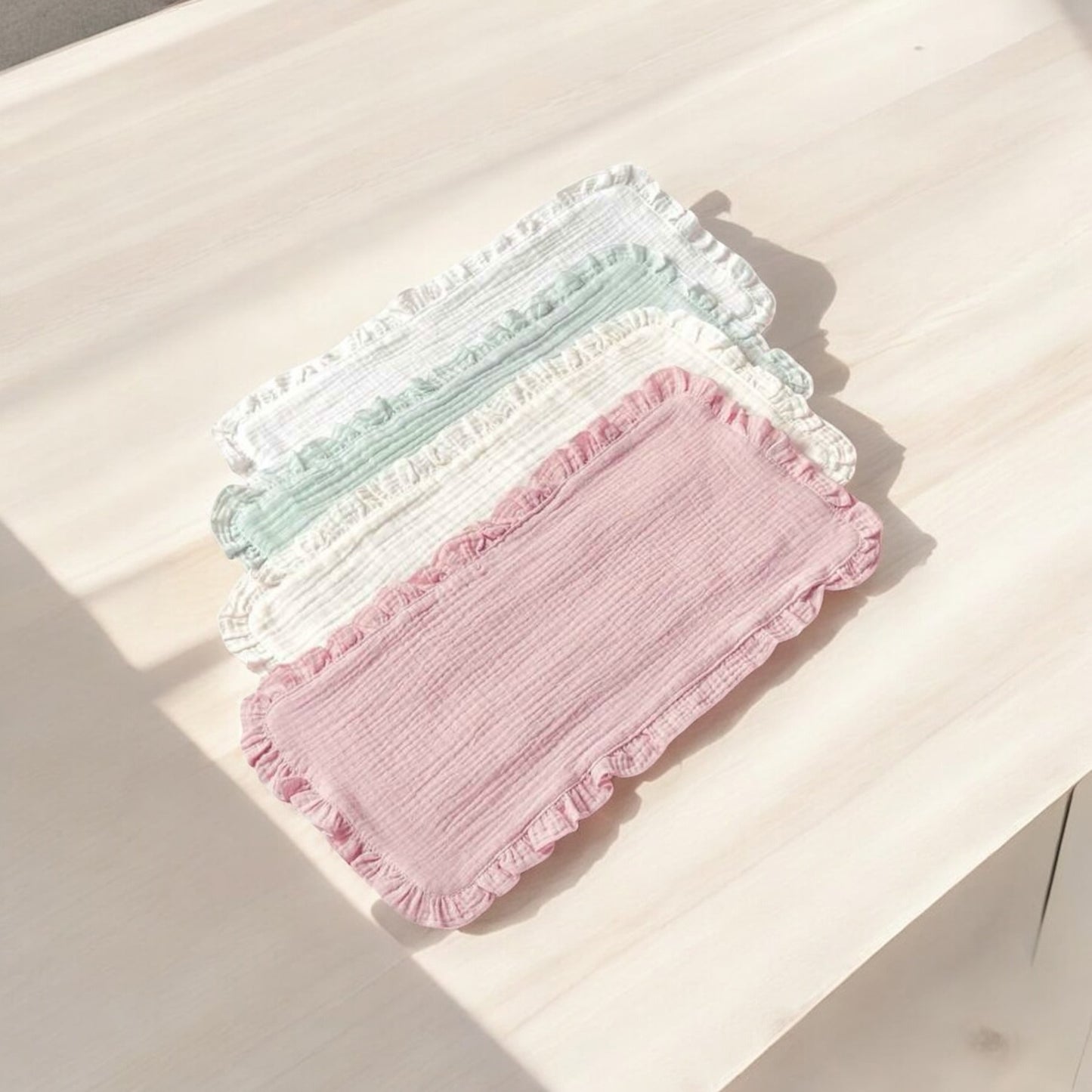 Burp cloths muslin 3 pack with Frill edge